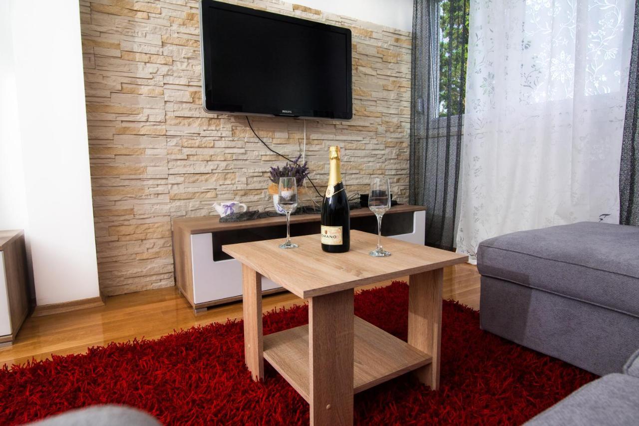 Apartment Zoi สปลิท ภายนอก รูปภาพ